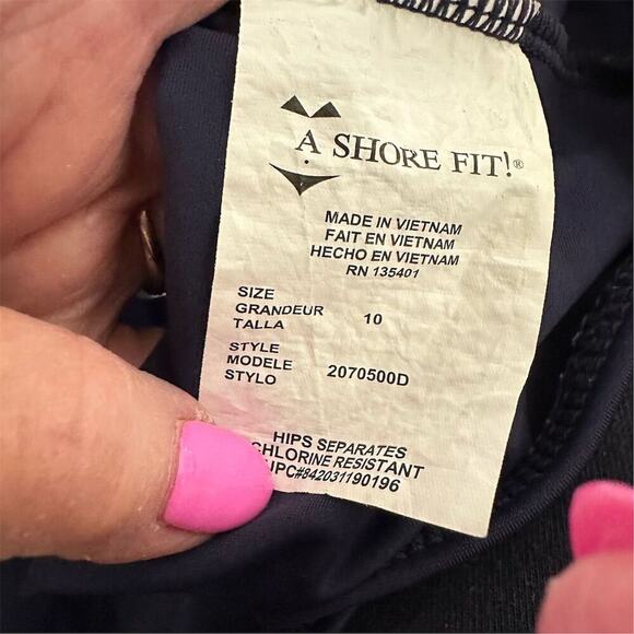 A Shore Fit Women's Ruffle Hem Swim Skirt Size 10 Navy Blue - Picture 6 of 7